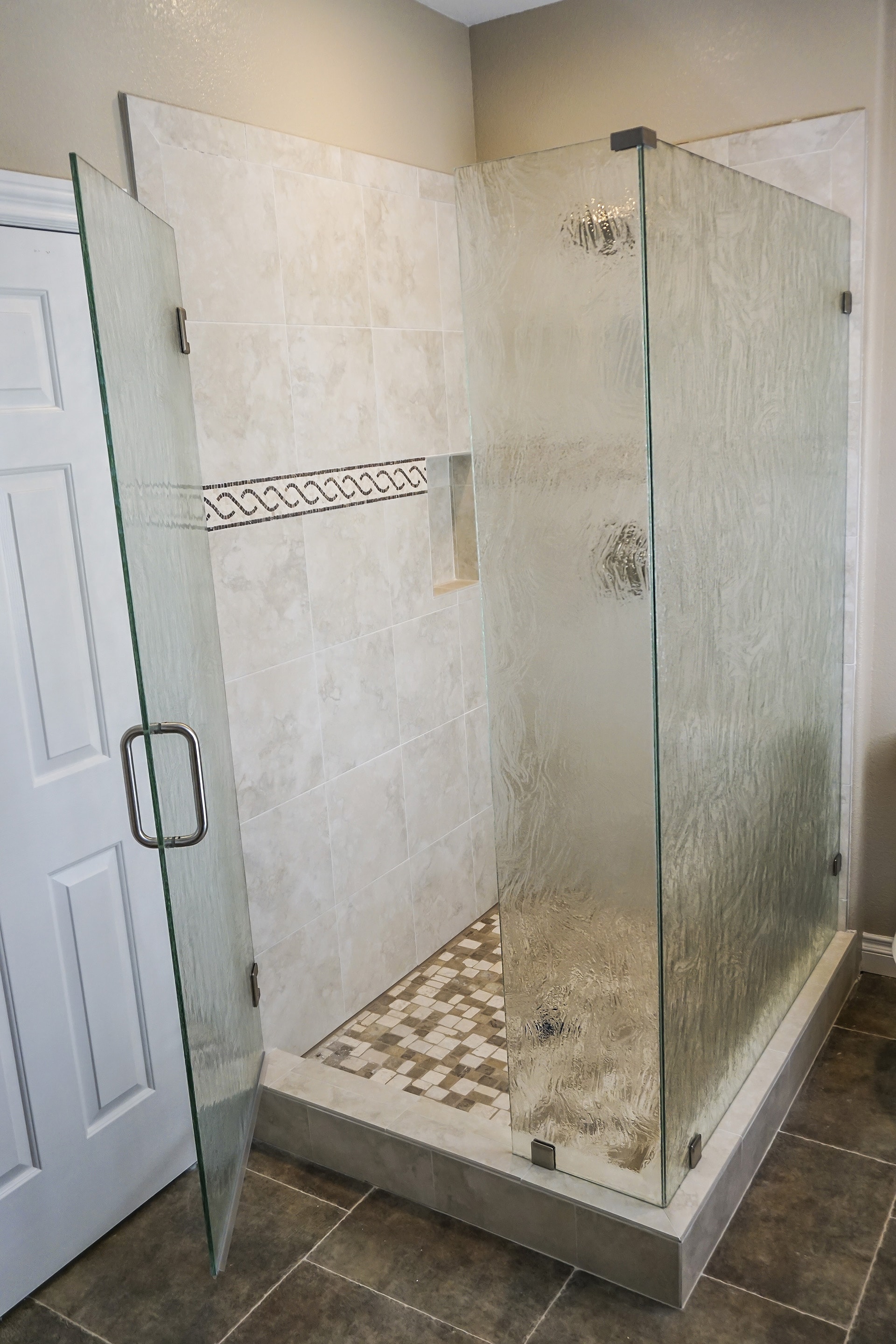 Glass Showers Glass Shower Doors And Glass Shower Enclosures Flower City Sunny Shower